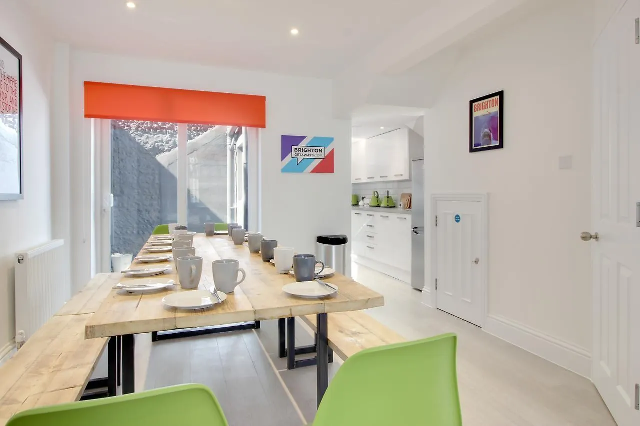 Holiday home Brighton'S Best Big House - Sleeps 12 To 18 Guests - 5 Bedrooms