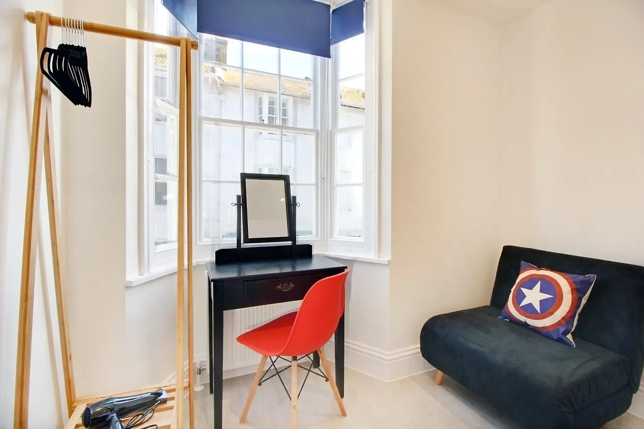 Feriehus Brighton'S Best Big House - Sleeps 12 To 18 Guests - 5 Bedrooms Storbritannien